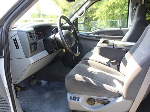 Used 2002 Ford F350 XLT image 19