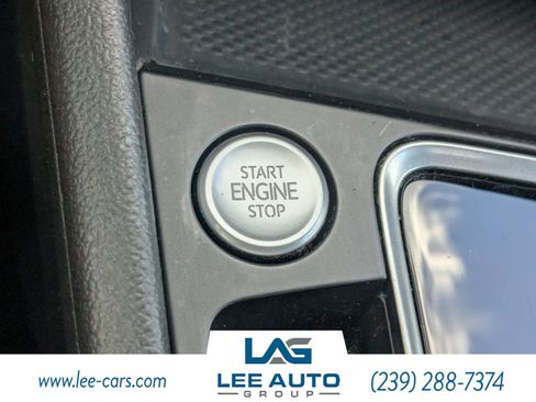 Used 2019 Volkswagen Jetta R-Line w/ R-Line Cold Weather Package image 25