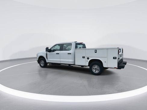 New 2026 Ford F350 XL w/ XL Chrome Package image 6