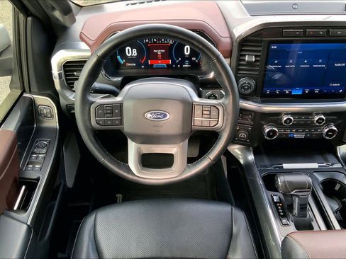 Used 2022 Ford F150 Lariat image 5