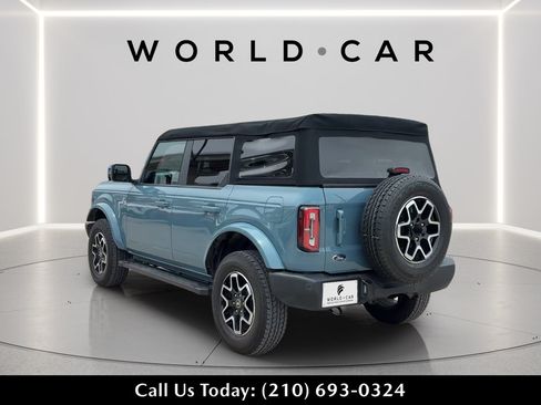 Used 2022 Ford Bronco Outer Banks AWD/4WD image 5