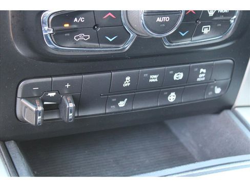 Used 2017 RAM 2500 Big Horn AWD/4WD image 25