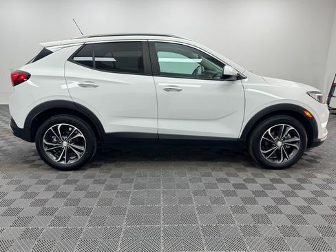Used 2023 Buick Encore GX Select FWD image 9