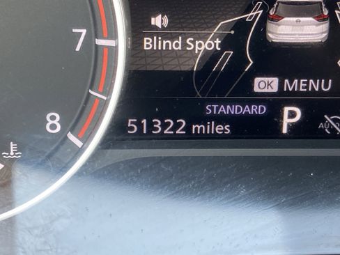 Used 2024 Nissan Rogue SV FWD image 29