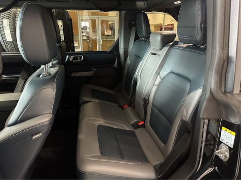 Used 2022 Ford Bronco Outer Banks image 32