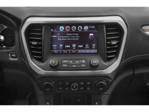 Used 2019 GMC Acadia Denali w/ Technology Package AWD/4WD image 13