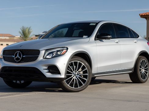 Used 2019 Mercedes-Benz GLC 300 4MATIC Coupe image 7