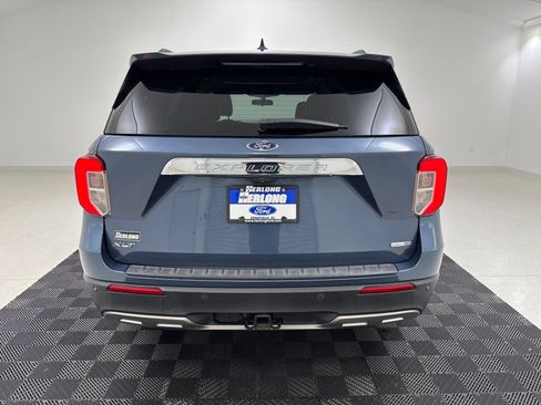 Used 2020 Ford Explorer XLT w/ Equipment Group 202A AWD/4WD image 6