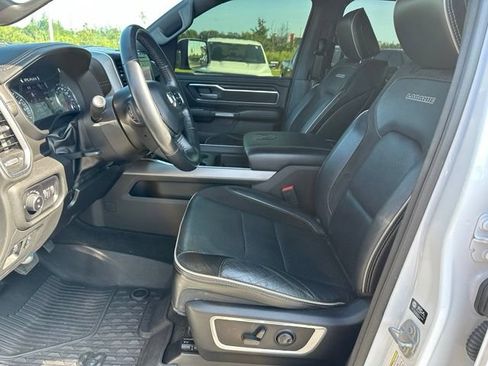 Used 2023 RAM 1500 Laramie AWD/4WD image 13