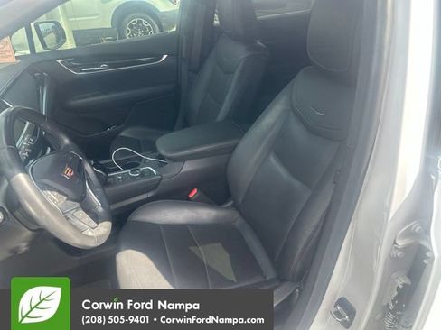 Used 2021 Cadillac XT5 Premium Luxury AWD/4WD image 13