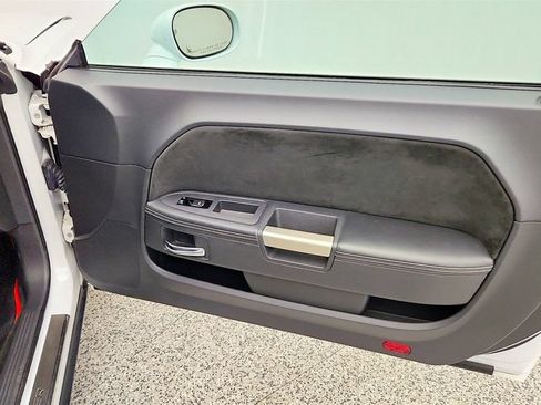 Used 2012 Dodge Challenger SRT8 RWD image 25