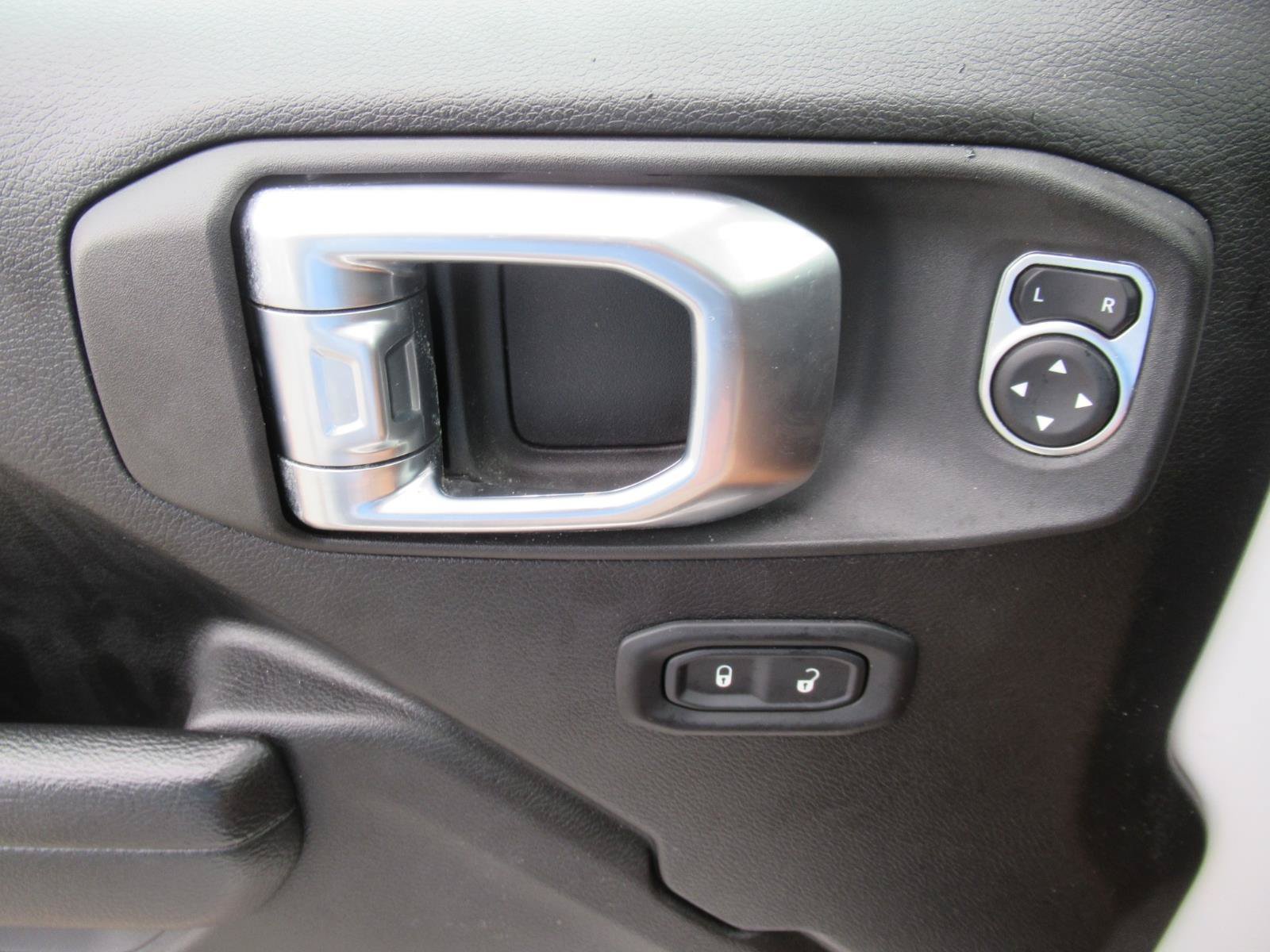 Used 2022 Jeep Wrangler Sport AWD/4WD image 20