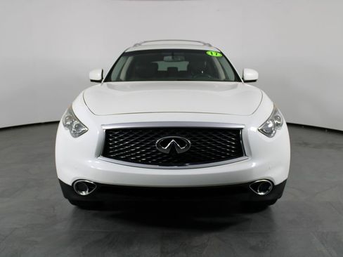Used 2017 INFINITI QX70 2WD w/ Premium Package image 12
