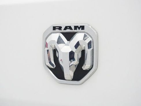 Used 2023 RAM ProMaster 2500 image 13