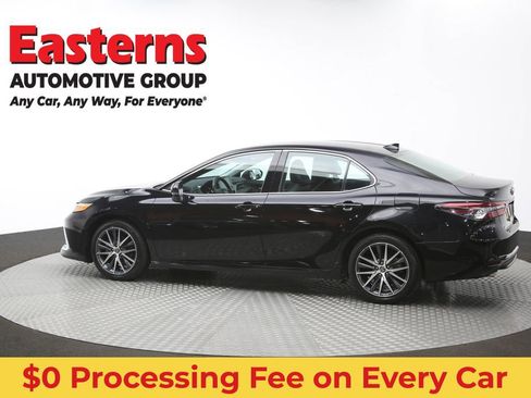 Used 2022 Toyota Camry XLE FWD image 61