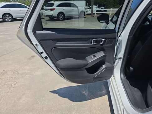 Used 2022 Honda Civic Sport image 36