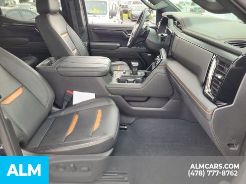 Used 2024 GMC Sierra 1500 AT4 image 13