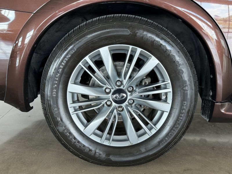 Used 2019 INFINITI QX80 Luxe AWD/4WD image 9