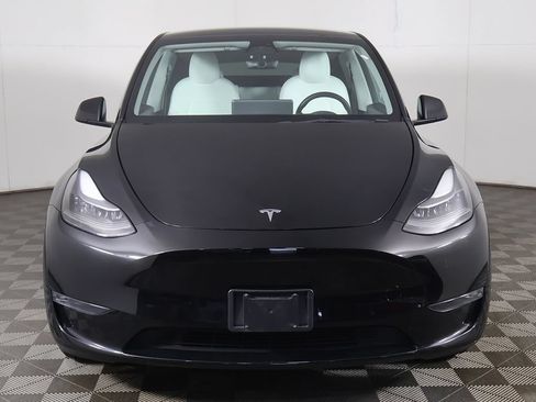 Used 2023 Tesla Model Y Long Range AWD/4WD image 12