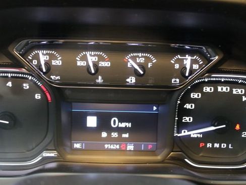 Used 2019 GMC Sierra 1500 SLT w/ SLT Premium Plus Package AWD/4WD image 26