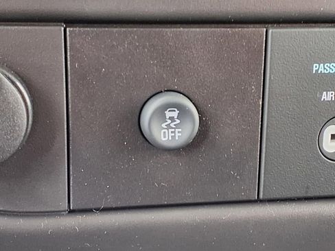 New 2025 Chevrolet Express 2500 w/ Driver Convenience Package image 15