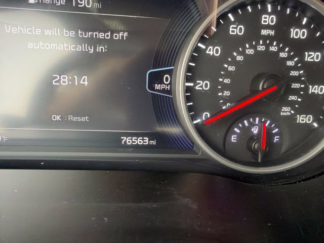 Certified 2022 Kia Seltos SX w/ Sunroof Package AWD/4WD image 13