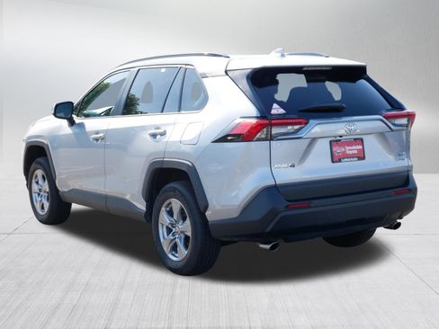 Certified 2025 Toyota RAV4 XLE AWD/4WD image 5