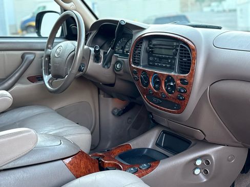 Used 2004 Toyota Tundra Limited image 17