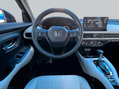 Used 2026 Honda HR-V LX image 6