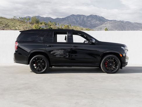 Used 2023 Chevrolet Tahoe High Country w/ Premium Package image 8