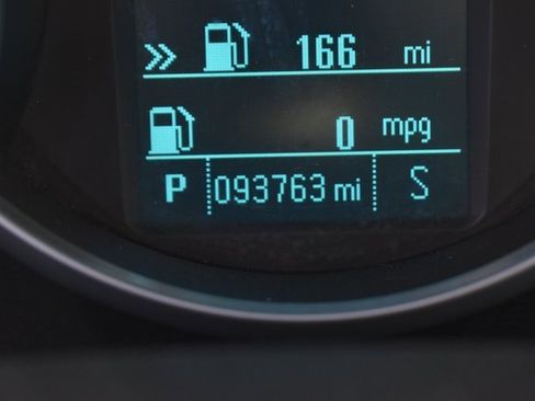 Used 2013 Chevrolet Cruze LT image 29