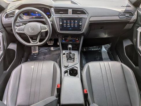 Used 2023 Volkswagen Tiguan SE R-Line AWD/4WD image 18