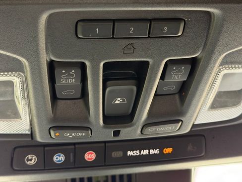 Used 2022 GMC Sierra 1500 Denali Ultimate AWD/4WD image 38