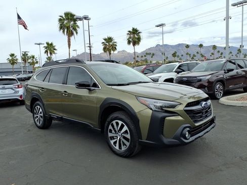 Used 2025 Subaru Outback Premium w/ Popular Package #1A image 31