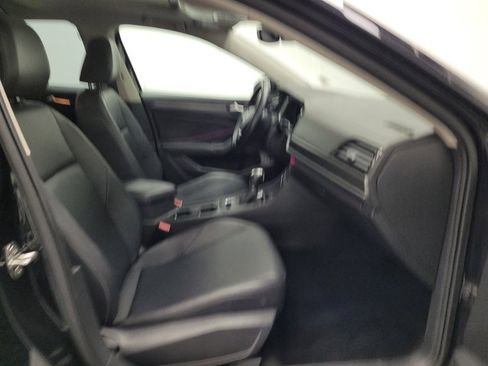 Used 2019 Volkswagen Jetta SEL FWD image 21