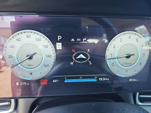 Certified 2025 Hyundai Elantra Limited image 20