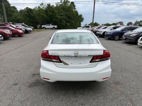 Used 2015 Honda Civic SE image 4