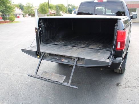 Used 2018 Ford F150 Platinum w/ Technology Package AWD/4WD image 19