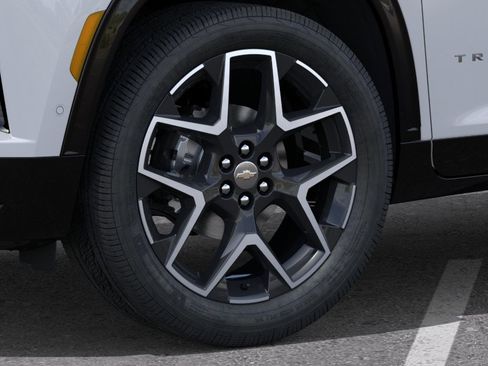 New 2026 Chevrolet Traverse High Country FWD image 11