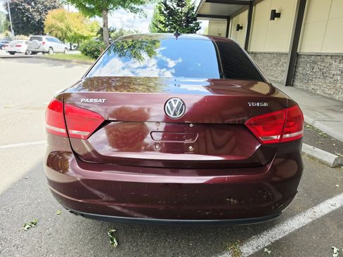 Used 2014 Volkswagen Passat TDI SE FWD image 4