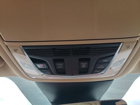 Used 2024 Acura MDX SH-AWD w/ Technology Package image 29