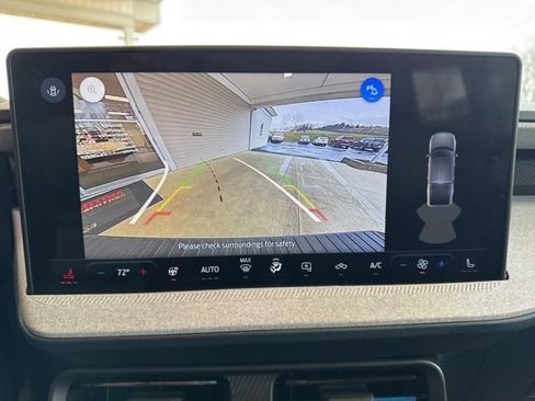 Used 2025 Ford Maverick XLT w/ XLT Luxury Package image 24