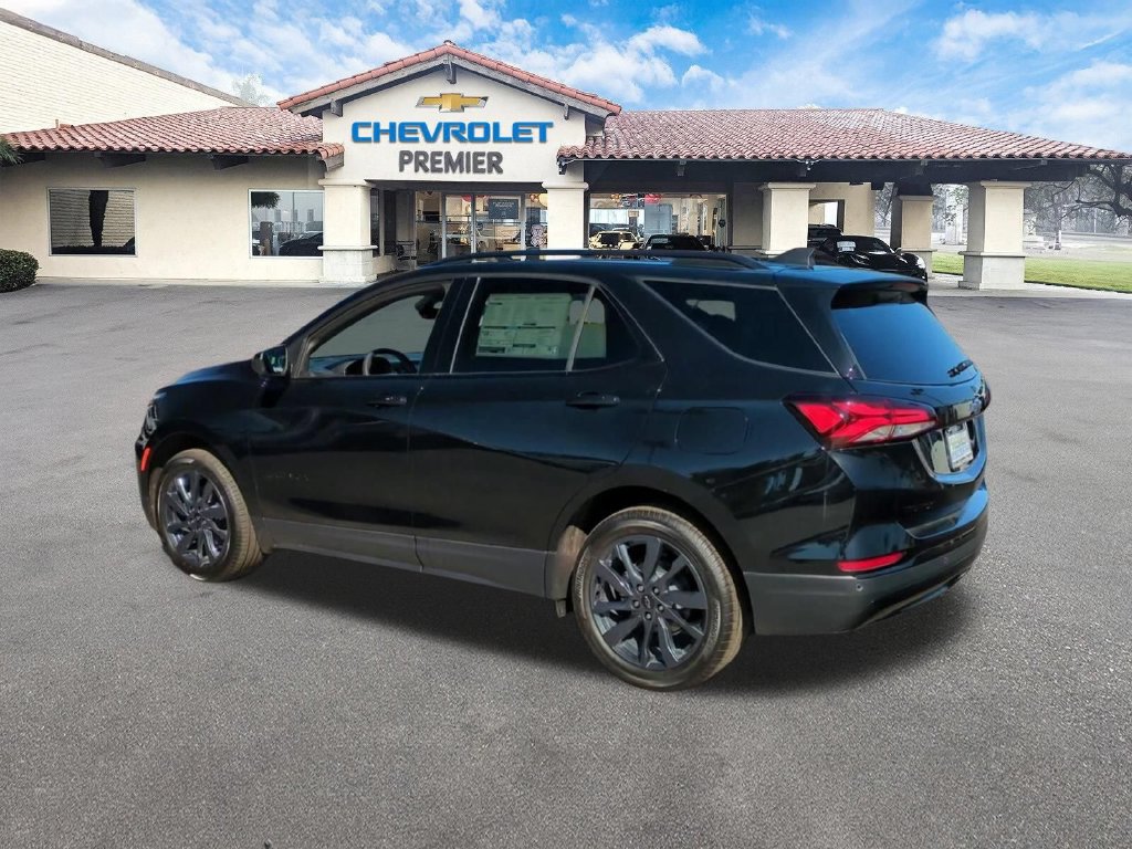 Used 2024 Chevrolet Equinox RS FWD image 6