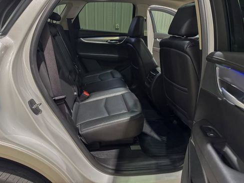 Used 2019 Cadillac XT5 Premium Luxury w/ Driver Assist Package AWD/4WD image 27