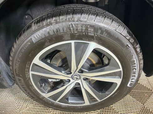 Used 2025 Lexus RX 350 FWD w/ Accessory Package image 20