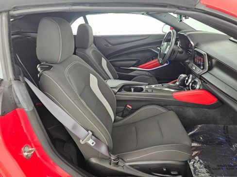 Used 2016 Chevrolet Camaro SS image 10