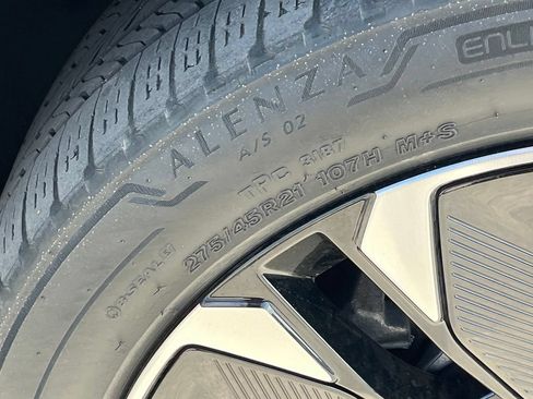 Used 2024 Chevrolet Blazer EV RS AWD/4WD image 11