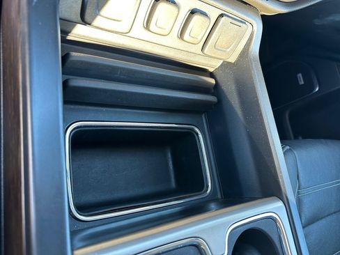 Used 2017 GMC Sierra 2500 Denali w/ Duramax Plus Package image 20