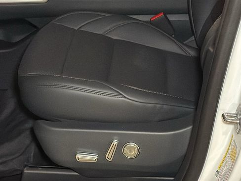 New 2026 Lincoln Nautilus Premier w/ Equipment Group 102A AWD/4WD image 22