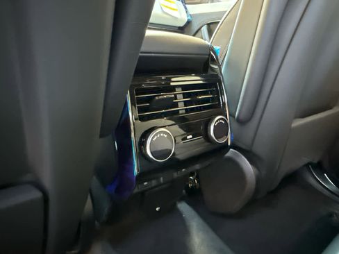 New 2026 Land Rover Range Rover Sport Dynamic SE image 16